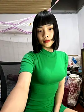 Snapshot of andymi1 chatting on September 13, 2025, 3:28 am andymi1 online show from September 13, 2025, 3:28 am