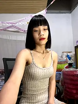 Snapshot of andymi1 chatting on September 22, 2025, 7:32 am andymi1 online show from September 22, 2025, 7:32 am