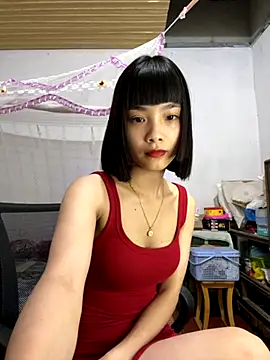 Snapshot of andymi1 chatting on October 6, 2025, 12:24 pm andymi1 online show from October 6, 2025, 12:24 pm