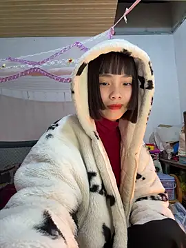 Snapshot of andymi1 chatting on February 10, 2026, 2:48 am andymi1 online show from February 10, 2026, 2:48 am