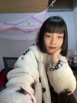 Snapshot of andymi1 chatting on February 20, 2026, 3:47 am andymi1 online show from February 20, 2026, 3:47 am