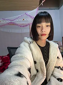 Snapshot of andymi1 chatting on February 23, 2026, 12:24 pm andymi1 online show from February 23, 2026, 12:24 pm