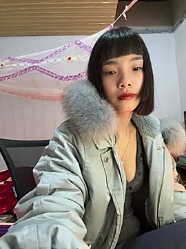 Snapshot of andymi1 chatting on March 9, 2026, 2:04 am andymi1 online show from March 9, 2026, 2:04 am