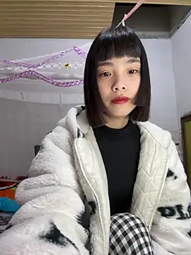 andymi1 online show from May 3, 2026, 2:17 am