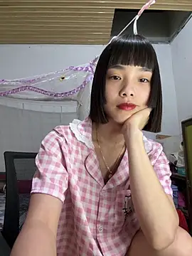 andymi1 online show from June 18, 2026, 2:34 am