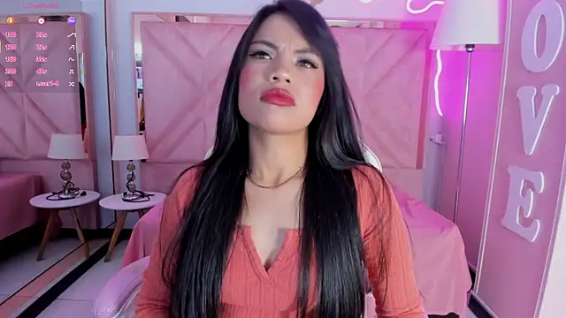 Snapshot of anyjones_ chatting on October 21, 2025, 4:13 am anyjones  online show from October 21, 2025, 4:13 am