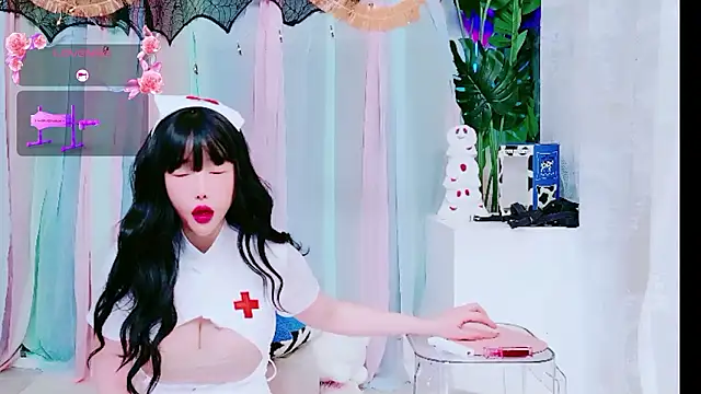 Snapshot of Cupid_33333 chatting on October 27, 2025, 11:58 am Cupid 33333 online show from October 27, 2025, 11:58 am