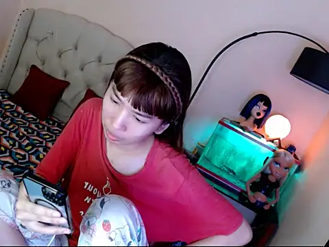 Snapshot of ShantalFoxxy_ chatting on October 24, 2025, 1:40 pm ShantalFoxxy  online show from October 24, 2025, 1:40 pm