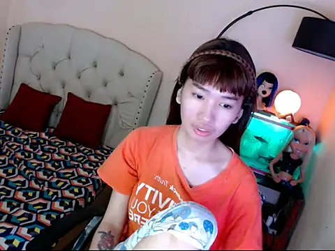 Snapshot of ShantalFoxxy_ chatting on October 29, 2025, 12:24 am ShantalFoxxy  online show from October 29, 2025, 12:24 am