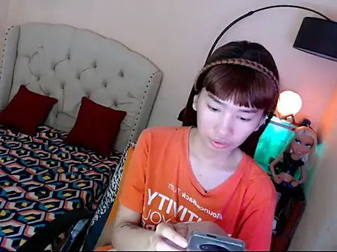 Snapshot of ShantalFoxxy_ chatting on October 30, 2025, 12:01 am ShantalFoxxy  online show from October 30, 2025, 12:01 am