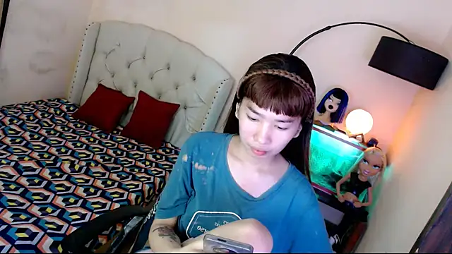 ShantalFoxxy  online show from November 4, 2025, 1:27 am