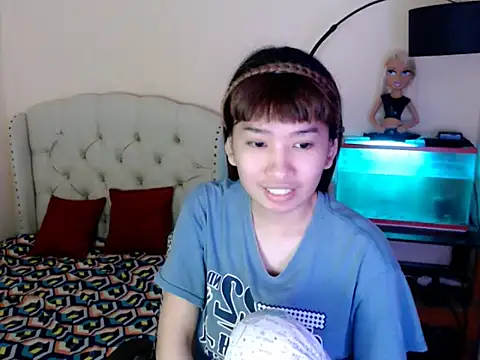 Snapshot of ShantalFoxxy_ chatting on February 10, 2026, 1:26 pm ShantalFoxxy online show from February 10, 2026, 1:26 pm