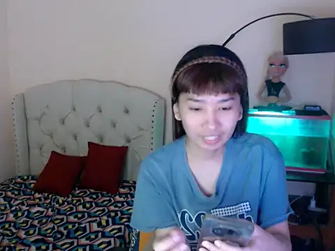 Snapshot of ShantalFoxxy_ chatting on February 11, 2026, 3:55 am ShantalFoxxy online show from February 11, 2026, 3:55 am