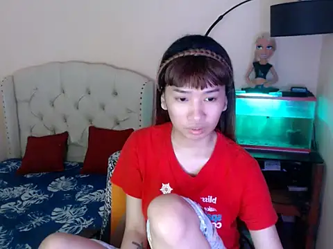 Snapshot of ShantalFoxxy_ chatting on February 15, 2026, 12:14 pm ShantalFoxxy online show from February 15, 2026, 12:14 pm