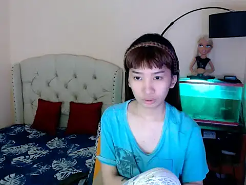 Snapshot of ShantalFoxxy_ chatting on February 18, 2026, 2:29 am ShantalFoxxy online show from February 18, 2026, 2:29 am