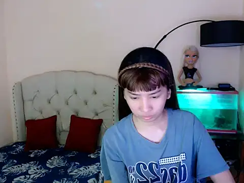 Snapshot of ShantalFoxxy_ chatting on March 2, 2026, 12:24 am ShantalFoxxy online show from March 2, 2026, 12:24 am