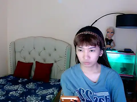 Snapshot of ShantalFoxxy_ chatting on March 3, 2026, 5:35 am ShantalFoxxy online show from March 3, 2026, 5:35 am