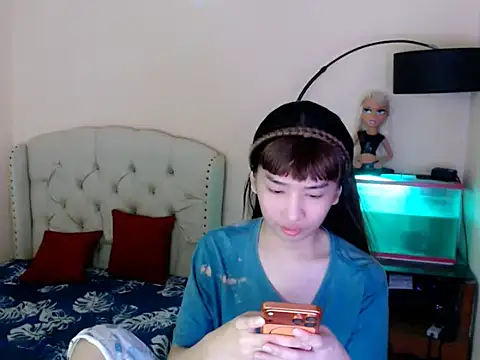 Snapshot of ShantalFoxxy_ chatting on March 23, 2026, 12:47 am ShantalFoxxy online show from March 23, 2026, 12:47 am