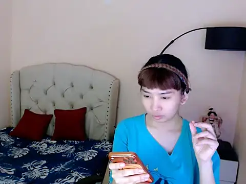 ShantalFoxxy  online show from July 6, 2026, 12:18 am