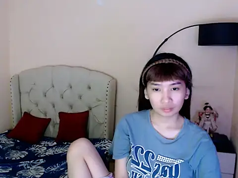 ShantalFoxxy  online show from July 11, 2026, 12:41 pm