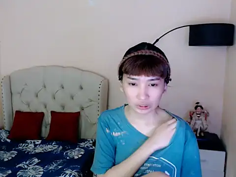 ShantalFoxxy  online show from July 15, 2026, 1:11 am