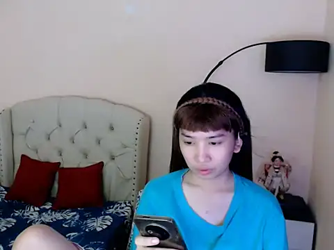ShantalFoxxy  online show from July 25, 2026, 7:28 am
