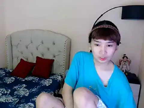 ShantalFoxxy  online show from July 31, 2026, 11:59 pm