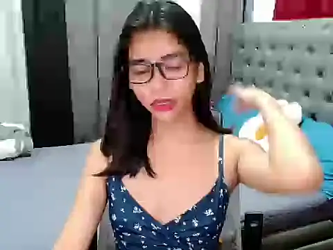 kitelpery 03 online show from March 19, 2026, 2:43 pm