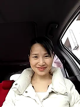 Snapshot of Haili-1 chatting on October 26, 2025, 1:22 am Haili-1 online show from October 26, 2025, 1:22 am