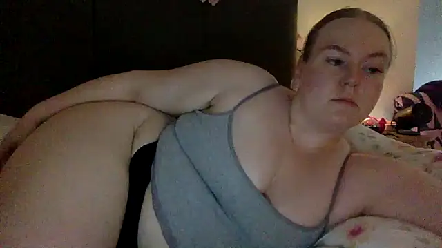 gracelovesxx online show from June 23, 2026, 6:00 am