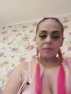 izauri2025 online show from June 11, 2026, 6:39 pm