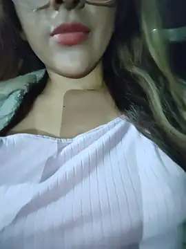 airamoon online show from June 27, 2026, 3:33 am
