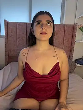 salomecute21 online show from March 6, 2026, 11:28 am