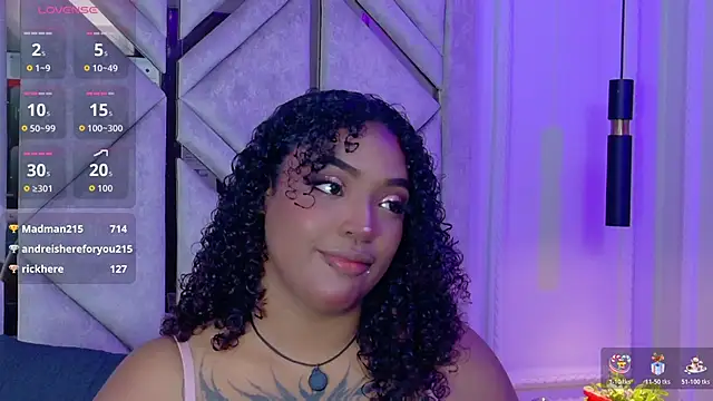 Cristal-Jonnes online show from May 6, 2026, 4:41 am