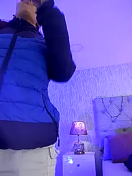 Pamelamiler   online show from January 9, 2026, 11:57 am