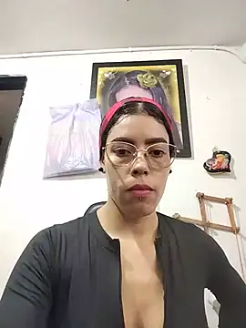 Pamelamiler   online show from July 24, 2026, 12:14 pm
