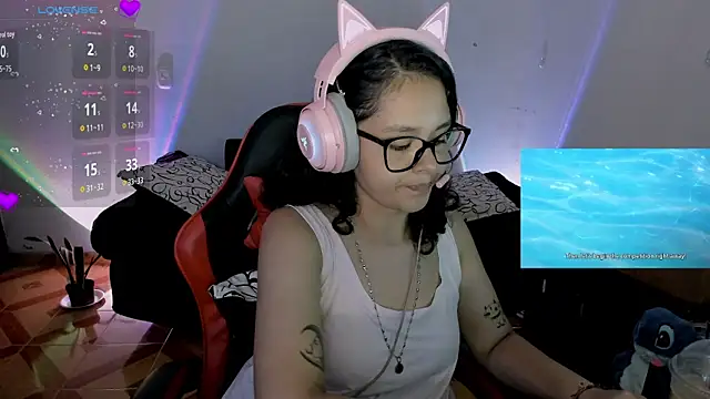 lila kitty81 online show from May 5, 2026, 9:56 pm