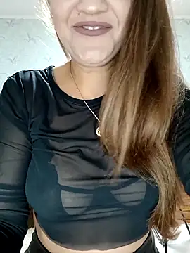 Snapshot of Viola3102 chatting on September 18, 2025, 3:58 pm Viola3102 online show from September 18, 2025, 3:58 pm