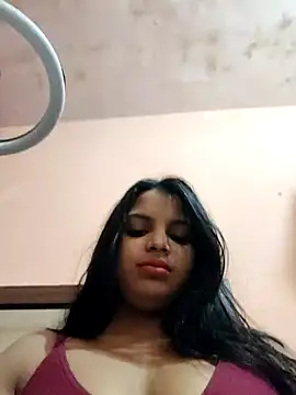 Maahhii 2 online show from May 3, 2026, 7:42 pm
