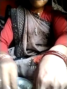 Snapshot of Hot_yasha chatting on October 8, 2025, 9:40 am Hot yasha online show from October 8, 2025, 9:40 am