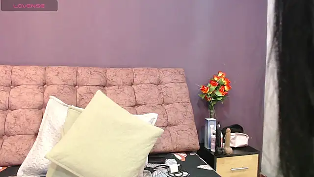 KateWelsin online show from December 16, 2025, 7:41 pm