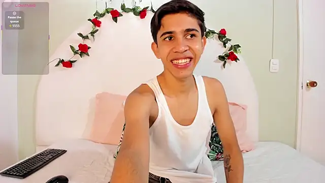 Snapshot of JoshuaSanzz chatting on October 5, 2025, 3:38 am JoshuaSanzz online show from October 5, 2025, 3:38 am