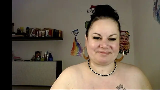 andreea2011 online show from February 2, 2026, 7:29 am