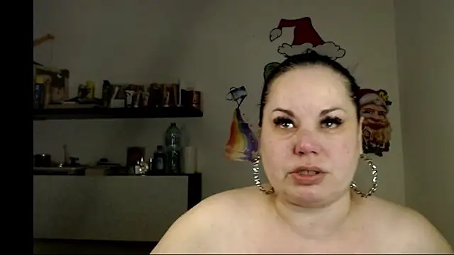 andreea2011 online show from February 26, 2026, 4:28 pm