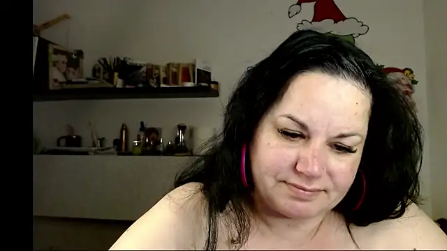 andreea2011 online show from March 9, 2026, 5:06 pm