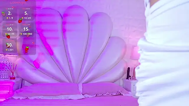 Snapshot of SammyJhuls chatting on October 14, 2025, 12:06 pm SammyJhuls online show from October 14, 2025, 12:06 pm