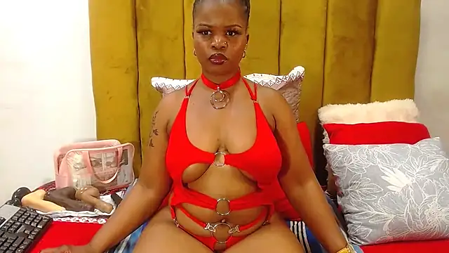 RoundaAssx22 online show from May 1, 2026, 10:36 pm