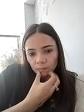 Snapshot of Cami_Konor chatting on September 13, 2025, 6:29 pm Cami Konor online show from September 13, 2025, 6:29 pm