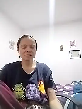 Snapshot of Cami_Konor chatting on October 19, 2025, 2:29 pm Cami Konor online show from October 19, 2025, 2:29 pm