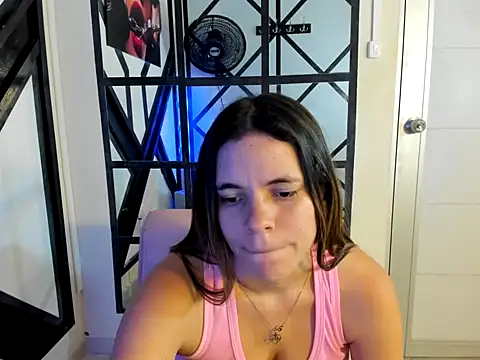 maira tf online show from November 30, 2025, 4:16 am